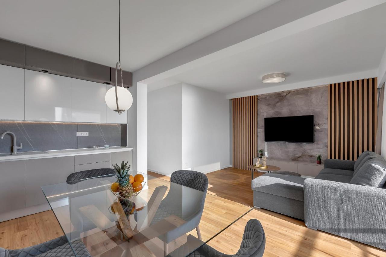 5-6 Luxury Apartments L&L Tucepi - 100M From The Beach - Makarska Exklusiv Exteriör bild