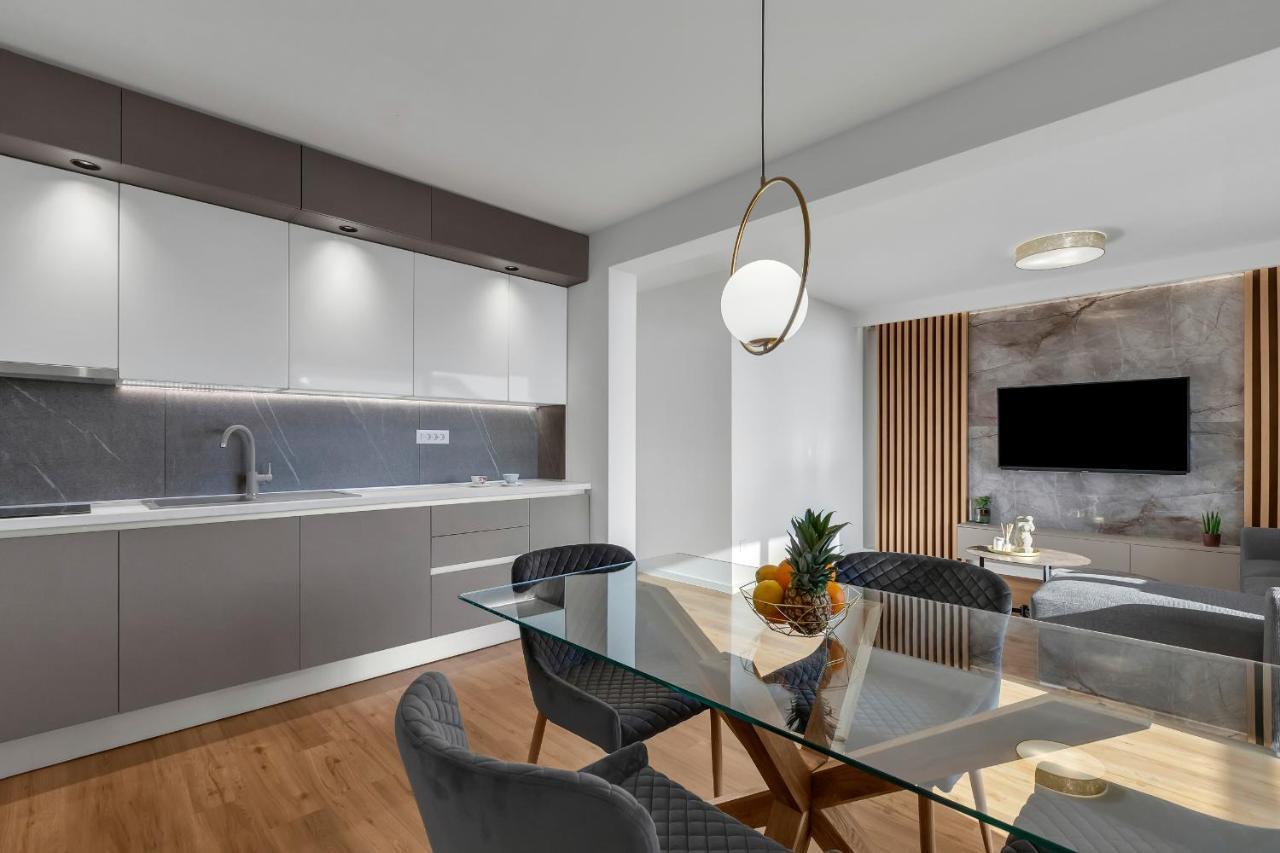 5-6 Luxury Apartments L&L Tucepi - 100M From The Beach - Makarska Exklusiv Exteriör bild