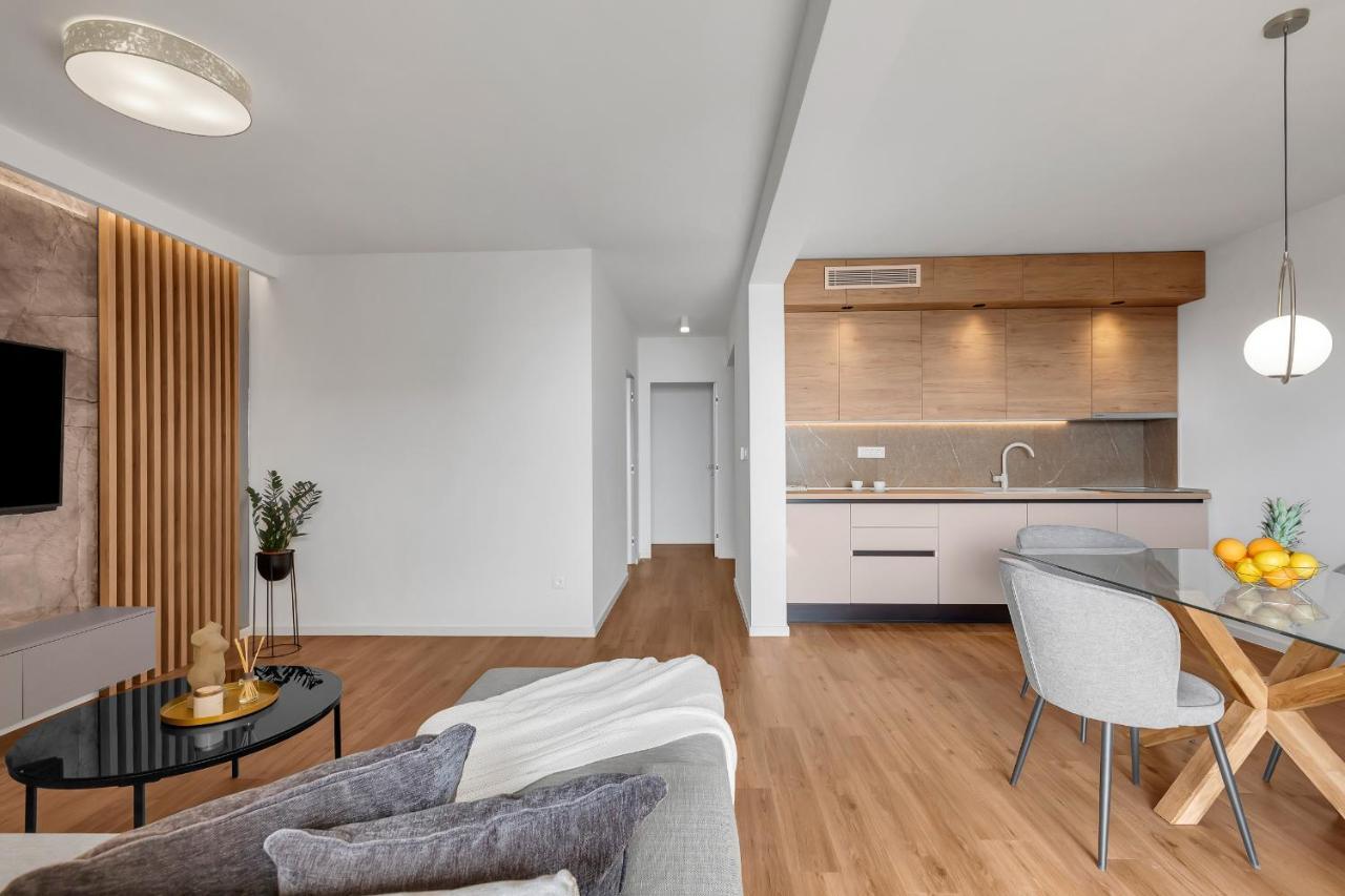 5-6 Luxury Apartments L&L Tucepi - 100M From The Beach - Makarska Exklusiv Exteriör bild